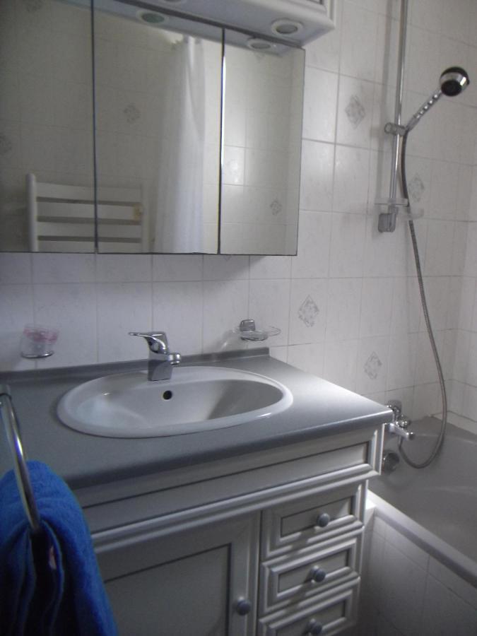 Maison Pour 4 A La Campagne Avec Piscine Commequiers Bagian luar foto
