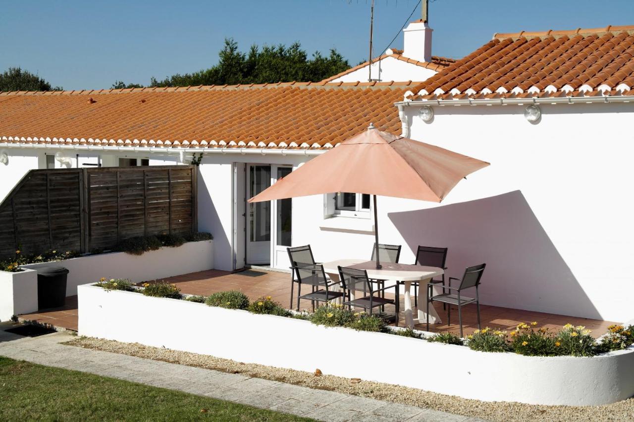 Maison Pour 4 A La Campagne Avec Piscine Commequiers Bagian luar foto